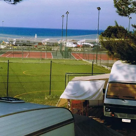 Happy Camp Mobile Homes In Centro Turistico San Nicola مكان تخييم